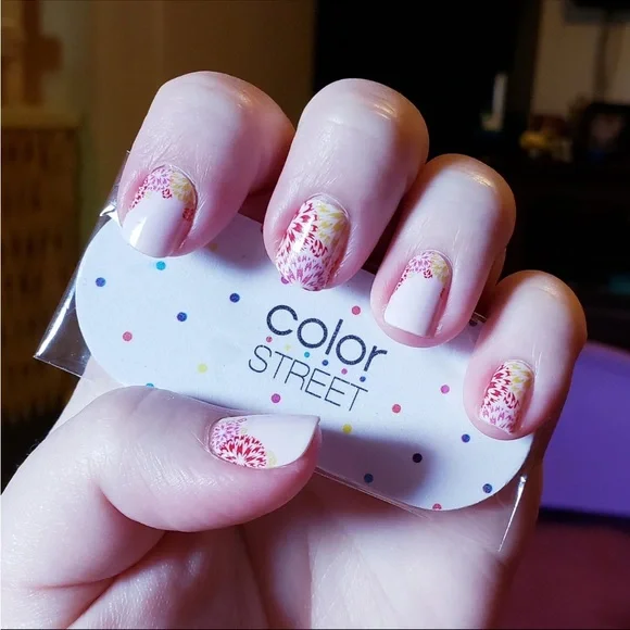 *Retired* Color Street: What in Carnation? (Petite) | Floral Spring Pink Yellow - Picture 6 of 10